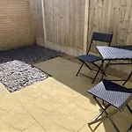 Homely & Warm Trumpington House W Parking, 5 Mins Drive To Bio Medical Campus, Addenbrooke\'S & Papworth Hospitals