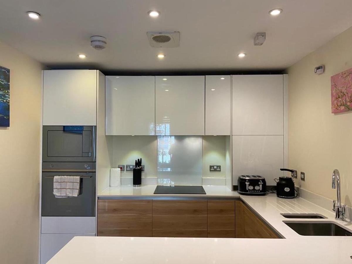 Contemporary Trumpington House: Bio-medical Campus Proximity Holiday home *